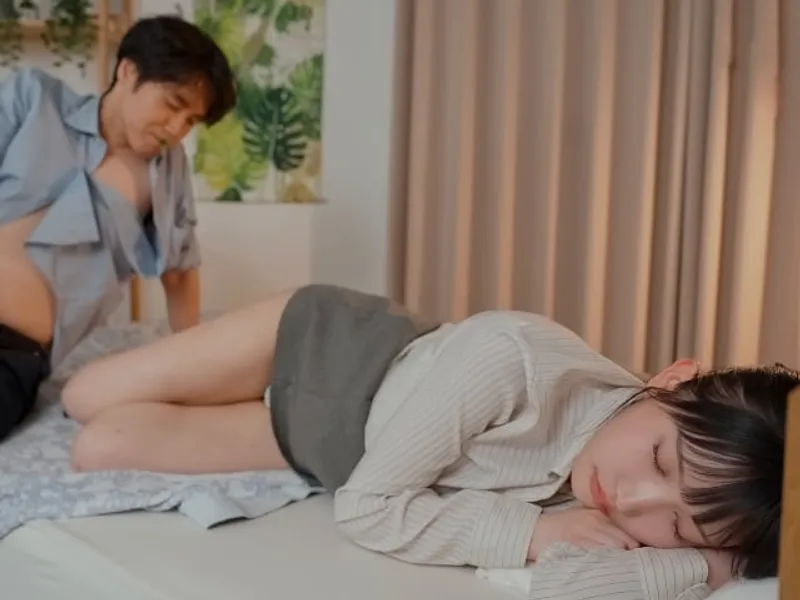 đụ nữ đồng nghiệp đáng ghét trong công ty